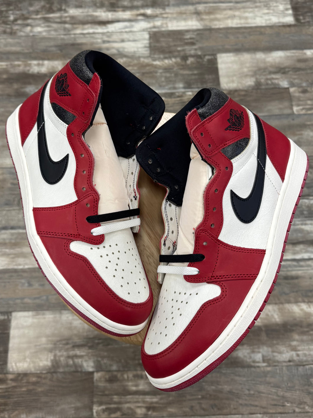 (DS) Jordan 1 High Lost & Found (14)