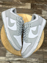Load image into Gallery viewer, Nike Dunk Low Grey Fog (9.5)
