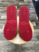 Load image into Gallery viewer, Jordan 1 Union Chicago (9.5)
