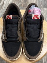 Load image into Gallery viewer, Jordan 1 Low Travis Scott OG Mocha(8)
