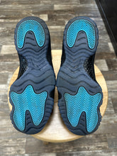 Load image into Gallery viewer, Jordan 11 Gamma (9.5)

