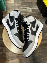 Load image into Gallery viewer, Jordan 1 Shadow (6Y/7.5W)
