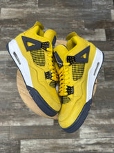 Load image into Gallery viewer, Jordan 4 Lightning (10.5)
