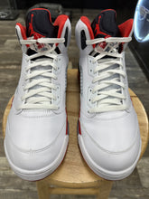 Load image into Gallery viewer, Jordan 5 Fire Red Black Tongue (13)
