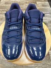 Load image into Gallery viewer, Jordan 11 Low Midnight Navy (9)
