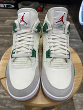 Load image into Gallery viewer, Jordan 4 SB Pine Green (11)
