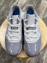 Load image into Gallery viewer, Jordan 11 Low Cement(10)
