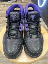Load image into Gallery viewer, Nike Kobe 1 Purple Reign (8.5)
