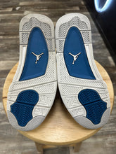Load image into Gallery viewer, Jordan 4 Military Blue (5.5Y/7W)
