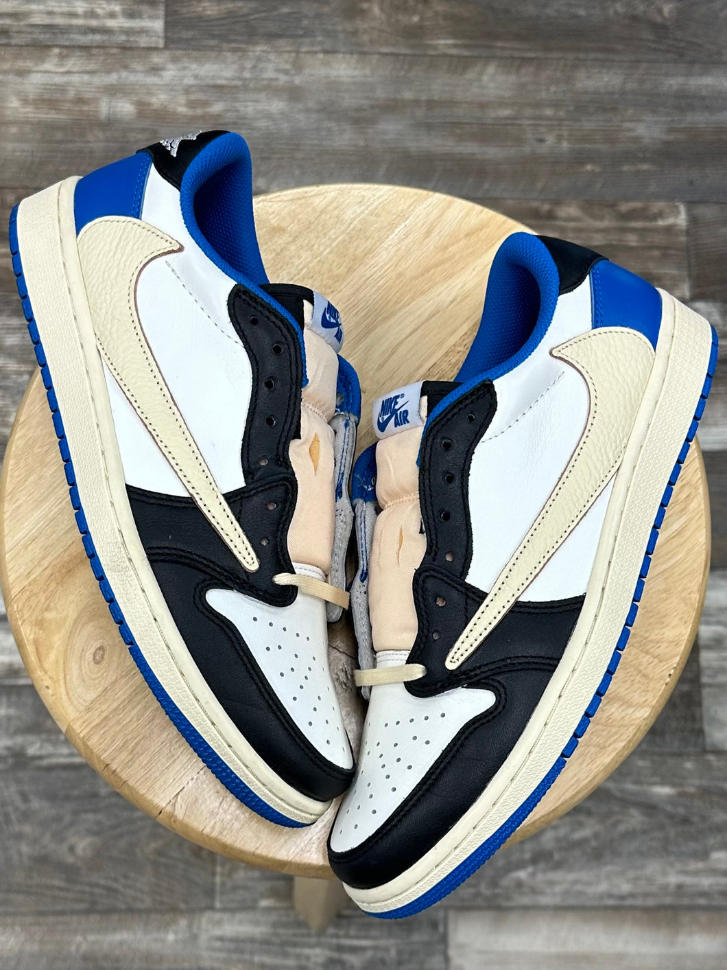 Jordan 1 Low Travis Scott Fragment (9)