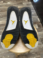 Load image into Gallery viewer, Jordan 4 Cool Grey (10.5)
