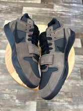 Load image into Gallery viewer, Jordan Jumpman Jack Dark Mocha (9.5)
