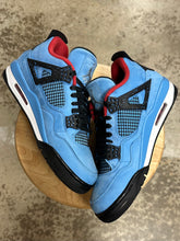 Load image into Gallery viewer, Jordan 4 Travis Scott (10.5)
