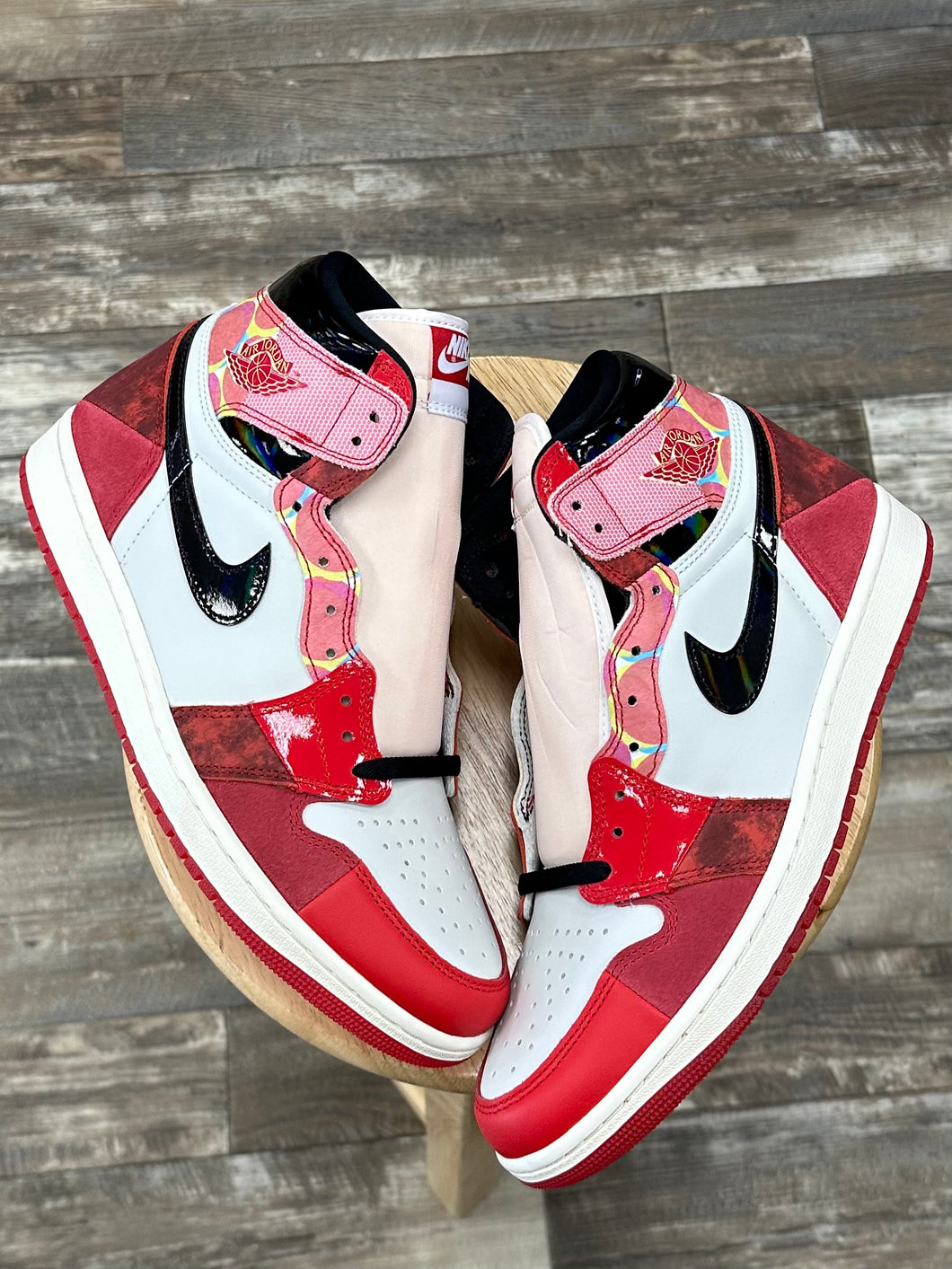 (DS) Jordan 1 Across The Spiderverse (11)
