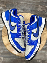 Load image into Gallery viewer, SOTD Nike Dunk Low Jackie Robinson (10.5) CHECK IMAGES FOR SHAPE FLAW

