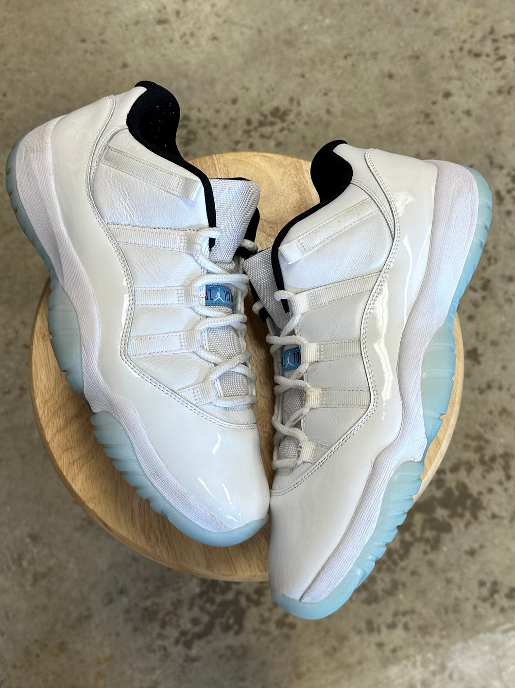 Jordan 11 Low Legend Blue (12)