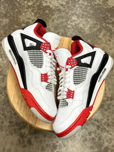 Load image into Gallery viewer, Jordan 4 Fire Red (10)
