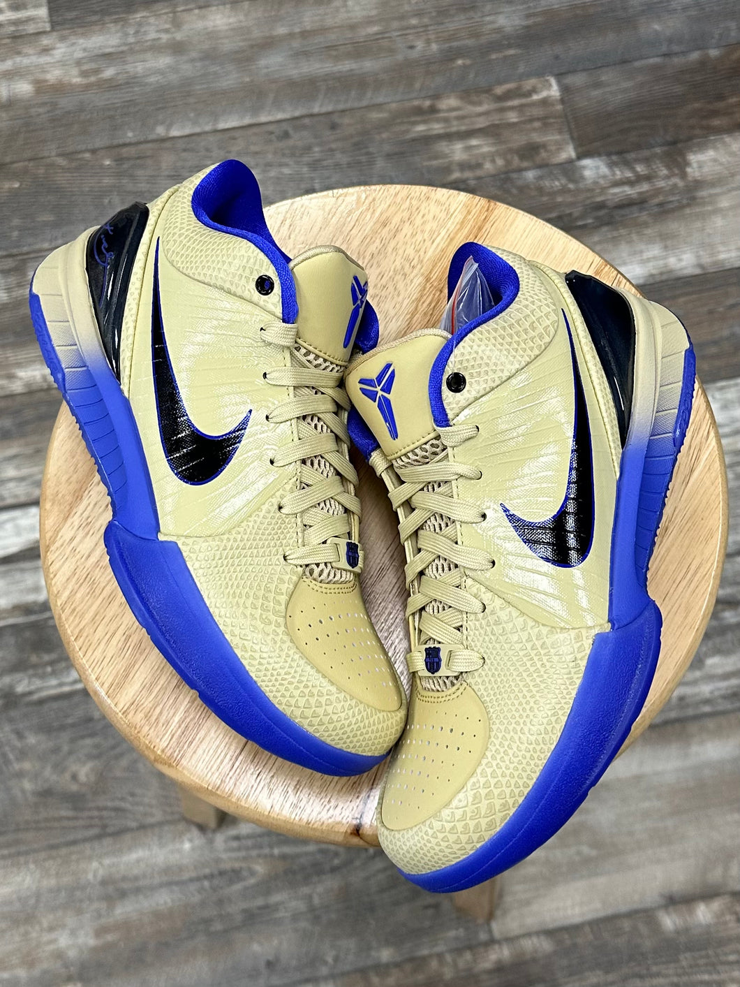(DS) Nike Kobe 4 FC Barcelona (7Y/8.5W)