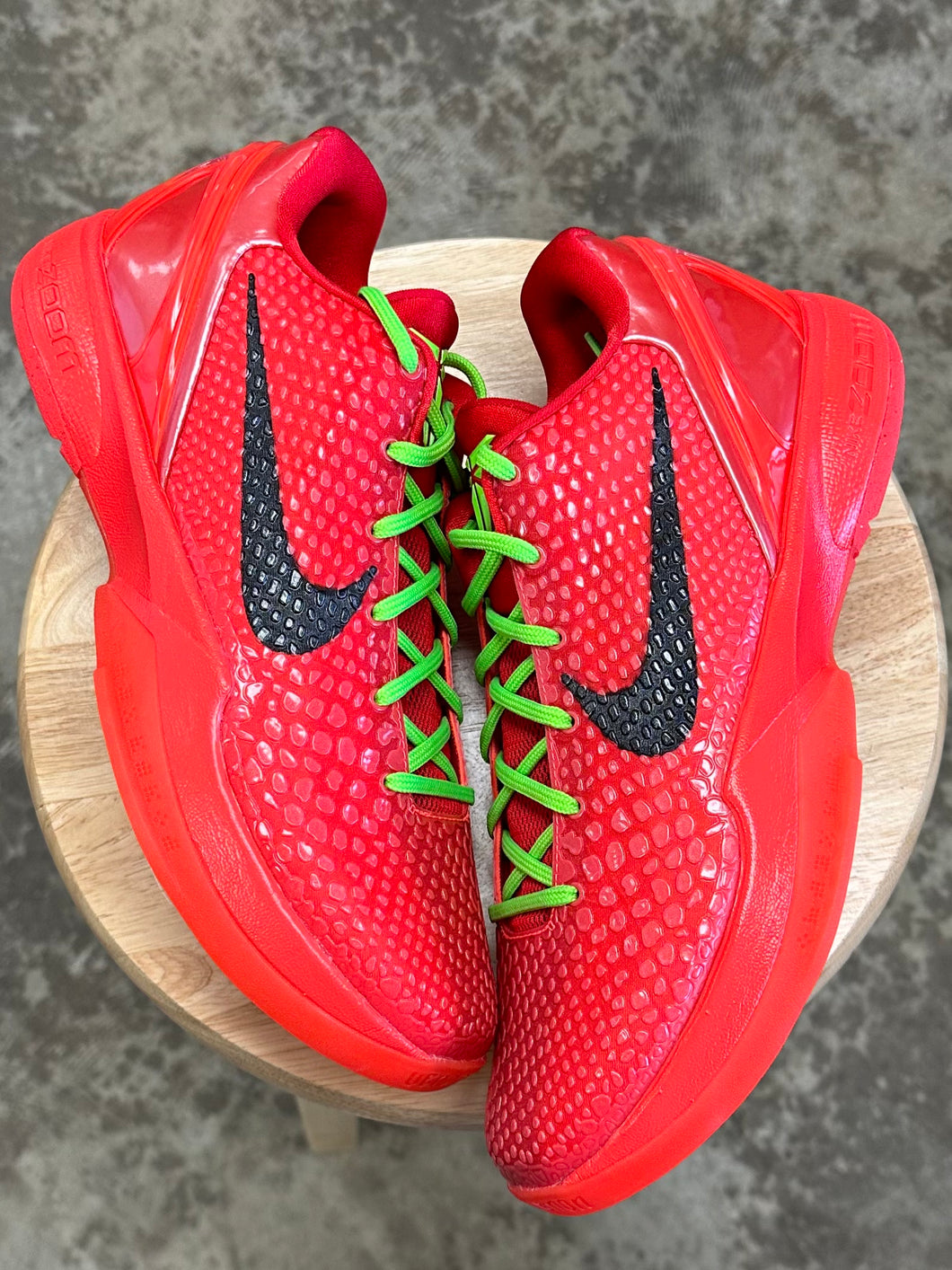 (DS) Nike Kobe 6 Reverse Grinch (11)