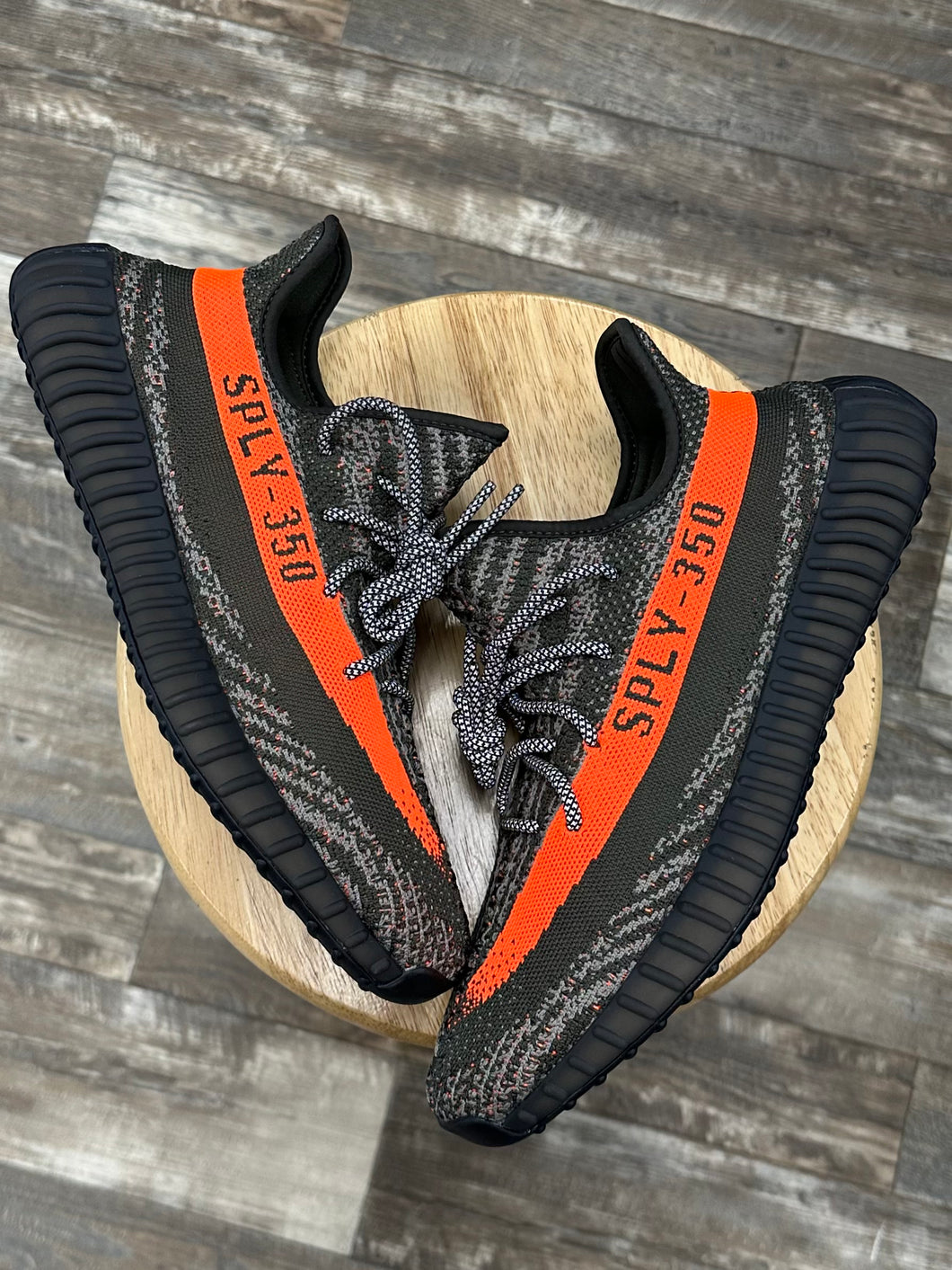 (DS) Yeezy 350 Carbon Beluga (12)