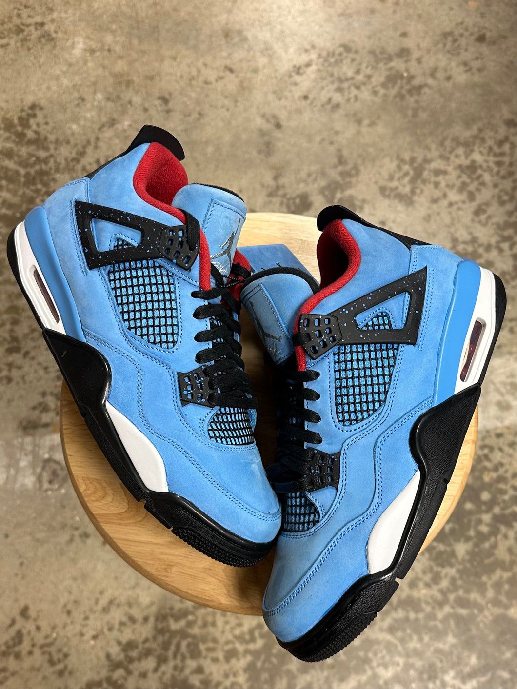 Jordan 4 Travis Scott (10.5)