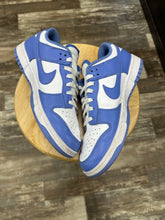 Load image into Gallery viewer, Nike Dunk Low Polar Blue (9.5)
