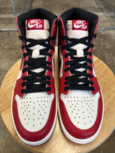 Load image into Gallery viewer, Jordan 1 Lost &amp; Found (9)
