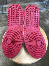 Load image into Gallery viewer, Jordan 1 Lost &amp; Found (9)
