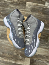 Load image into Gallery viewer, Jordan 11 Cool Grey (10.5)
