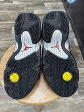 Load image into Gallery viewer, Jordan 14 Ferrari (10)
