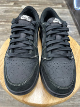 Load image into Gallery viewer, Jordan 1 Low Travis Scott Phantom (10.5)
