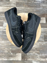 Load image into Gallery viewer, Jordan 1 Low Travis Scott Phantom (10.5)
