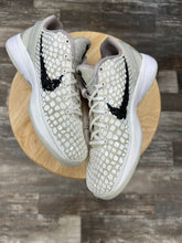 Load image into Gallery viewer, Nike Kobe 6 All Star (6Y/7.5W)
