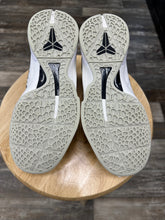 Load image into Gallery viewer, Nike Kobe 6 All Star (6Y/7.5W)

